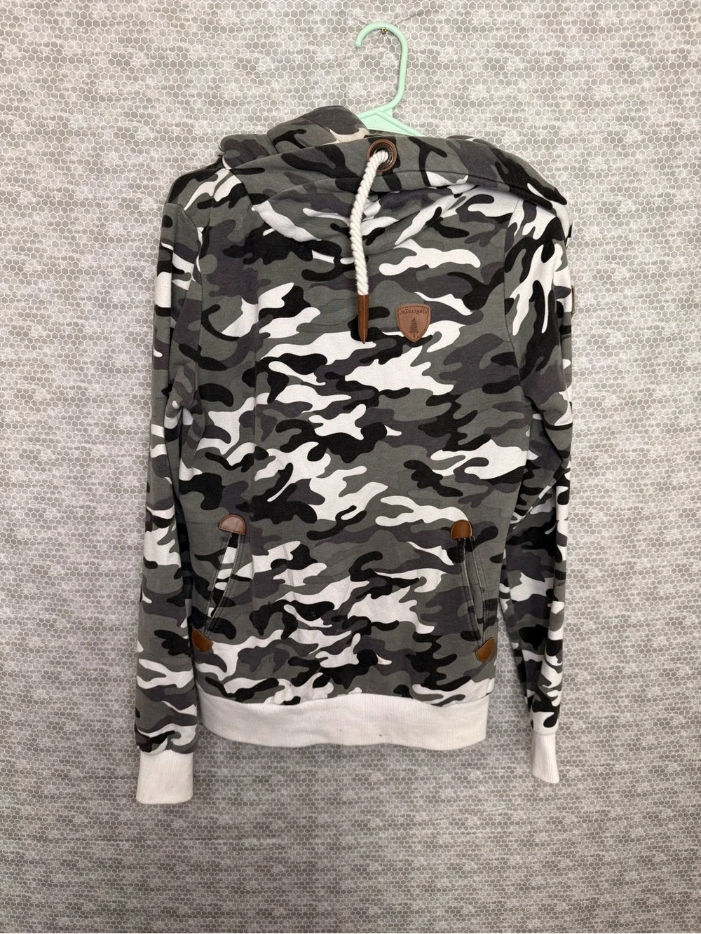 Wanakome Women Small Camouflage Hoodie Sweatshirt Long Sleeve Pullover